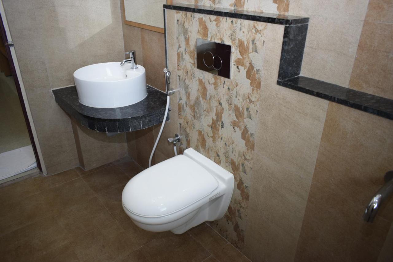 Hotel Vijay Krishna Madurai Dış mekan fotoğraf